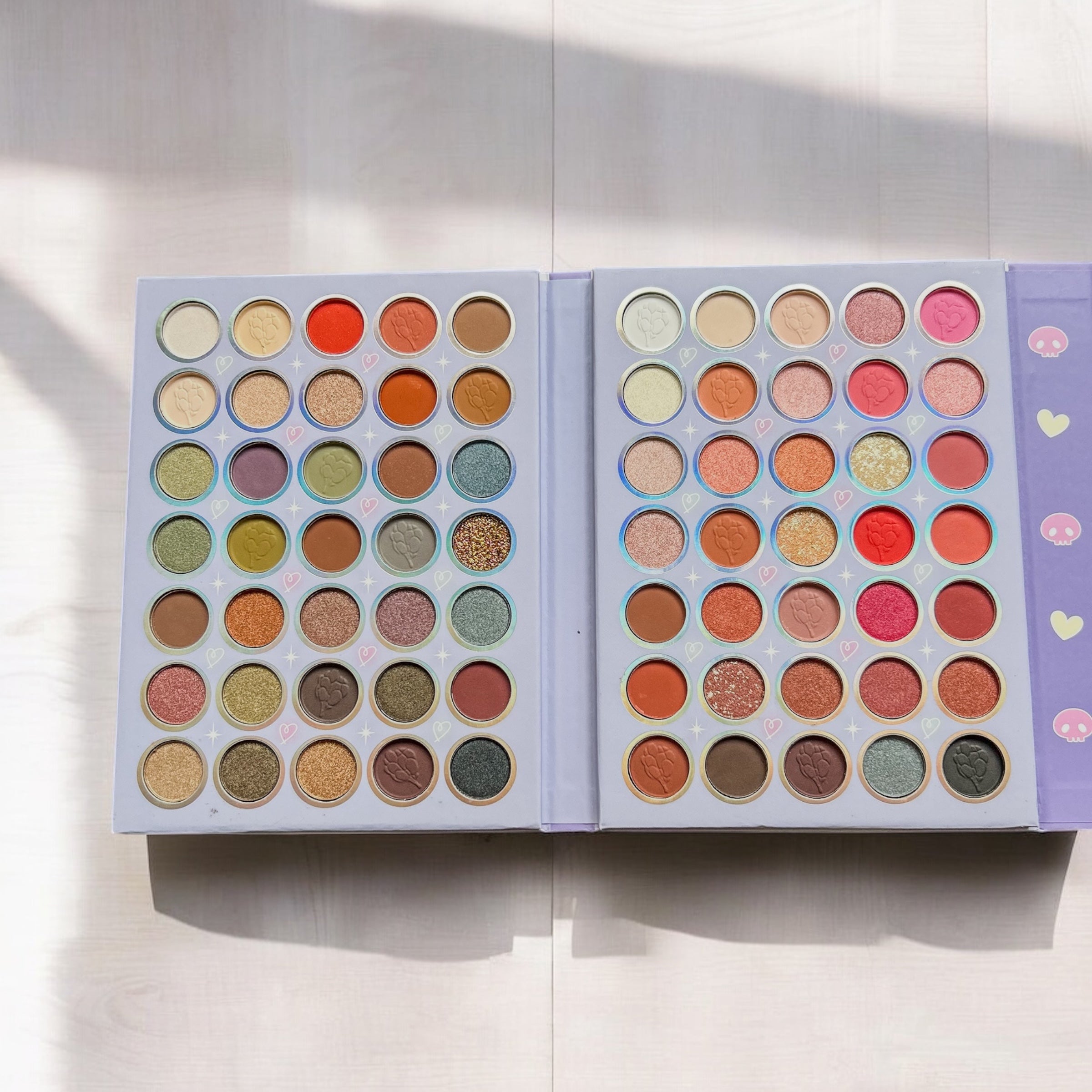 Cute Kuromi Book Palette