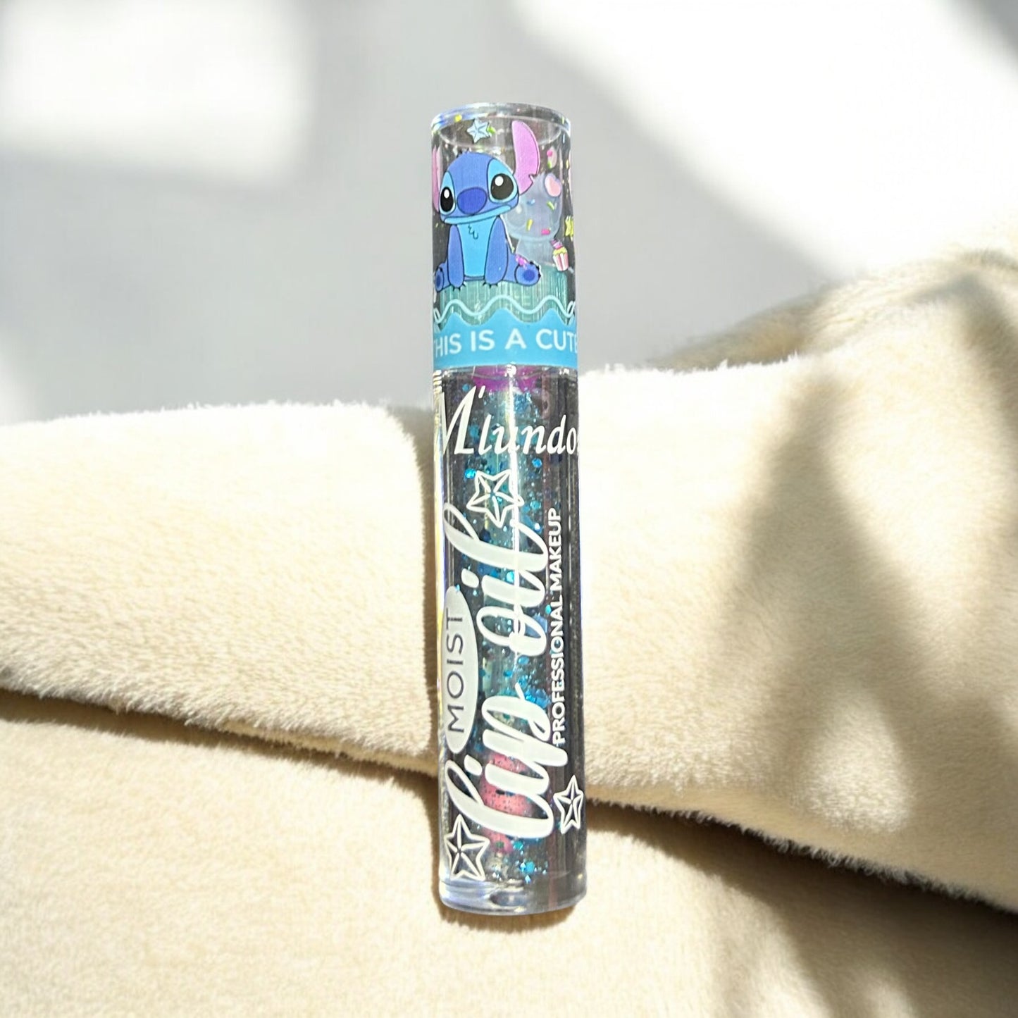 This is a cute animal Stitch Lip Oil M'lundo